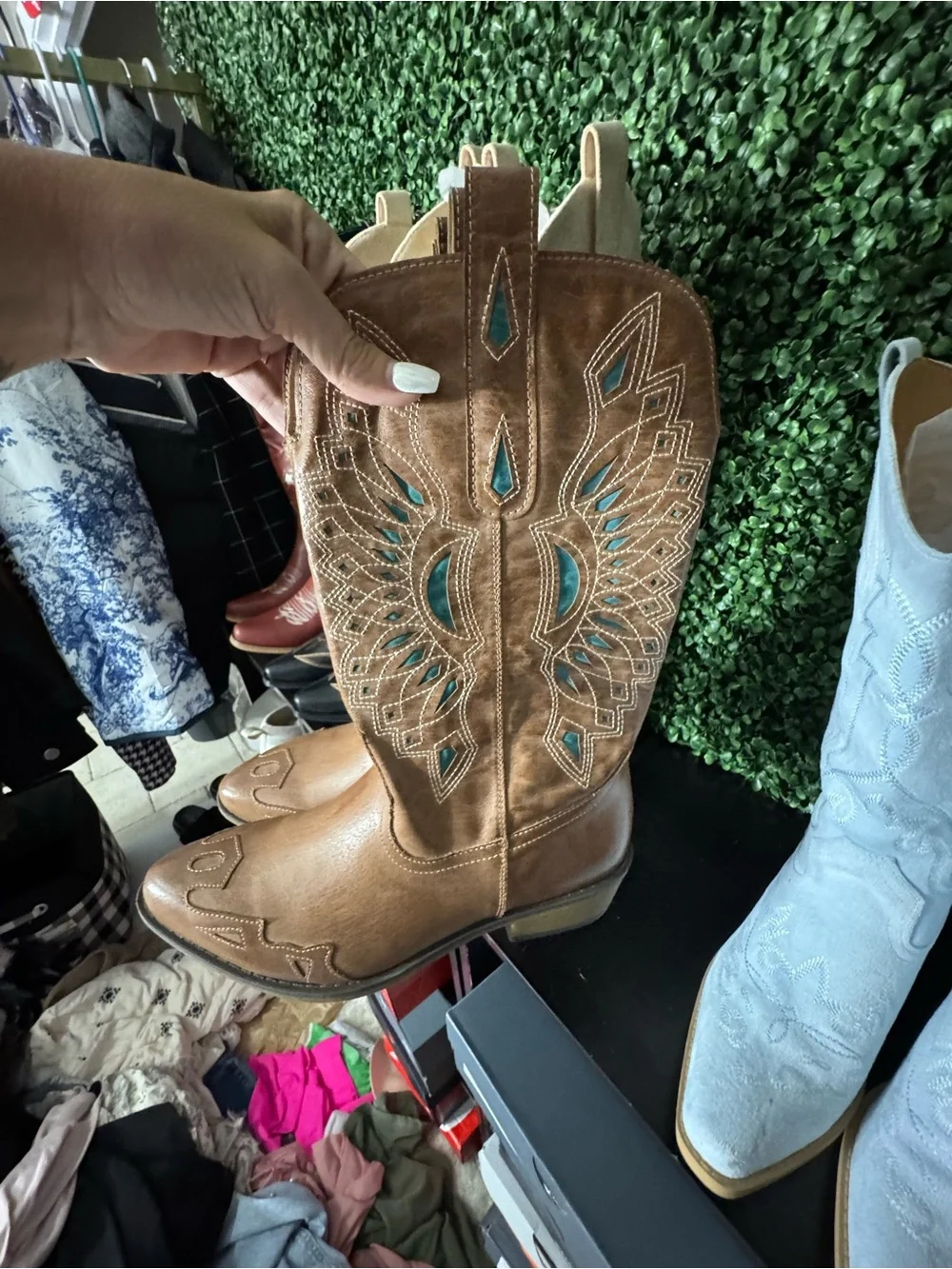 Classic Brown Leather Western Boots - Women's Cowboy Style - Picture 2 of 7